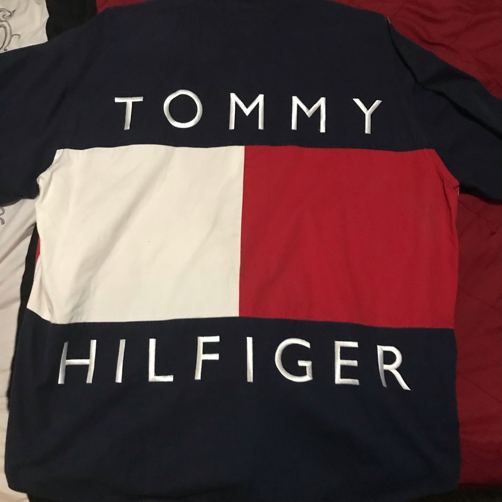 Tommy Hilfiger vintage throwback long sleeve